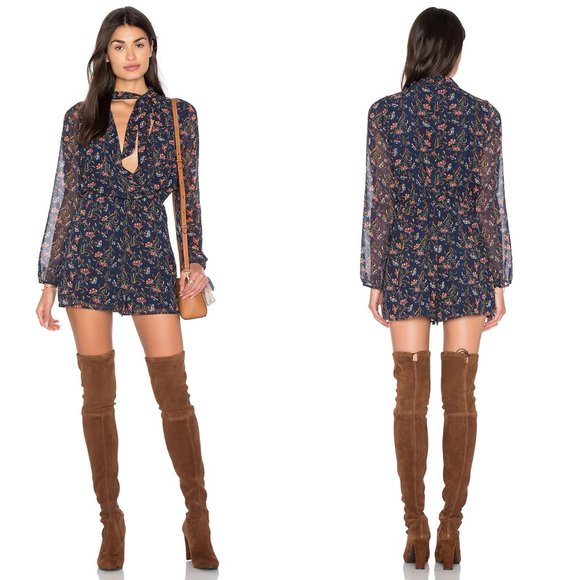 NWOT BCBGeneration Pussy Bow Romper XS 2 Long Sleeve Neck Tie Pocket Floral Navy - Picture 1 of 16
